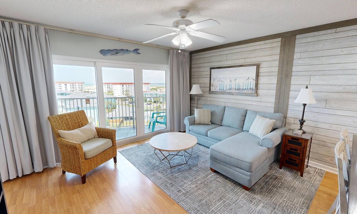 Fort Walton Beach Condo | ⛱️SeaCrest 710 - Beachfront Complex without Beachfront Prices! Condo is for sale