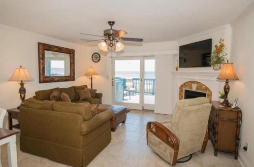 West Panama City Beach House | Seagull Villas #7 by Emerald Coast Retreats