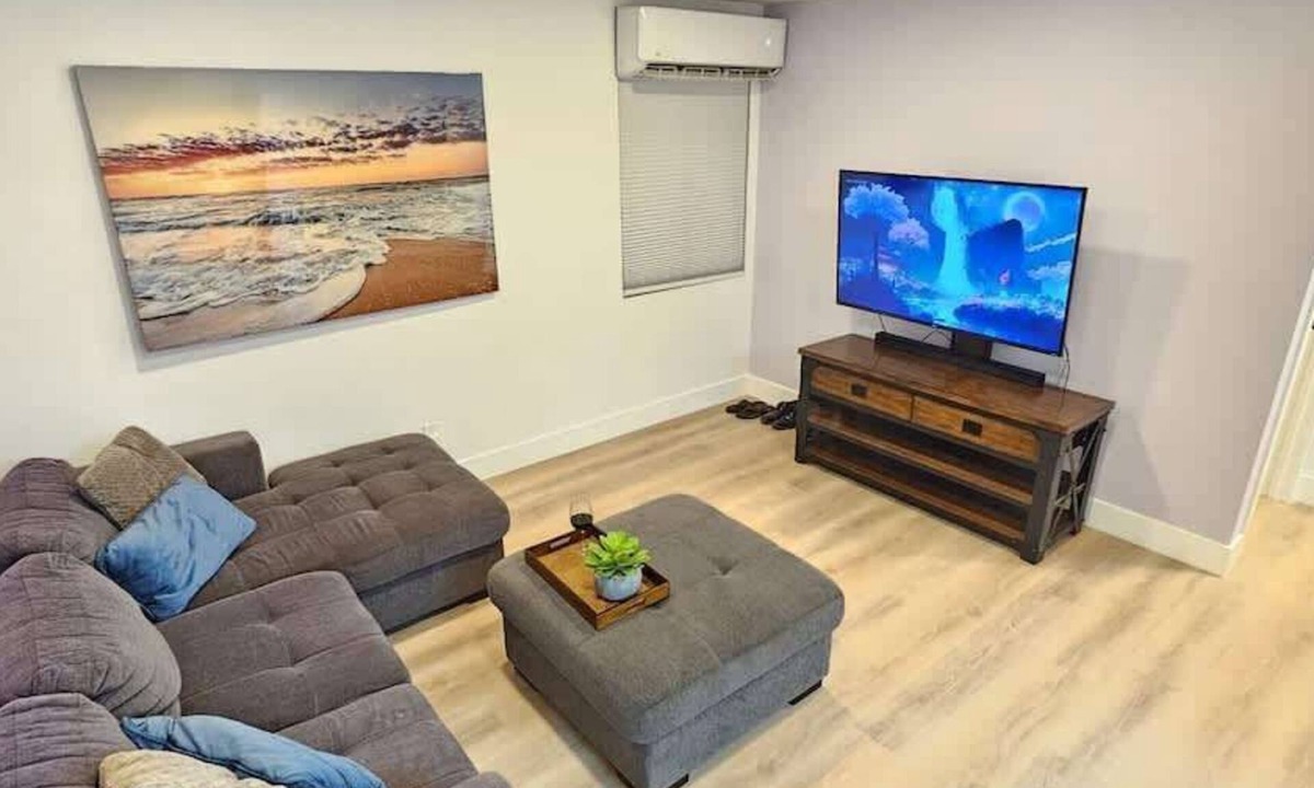 Hillcrest House | Serene Patio w/Canyon Views, 2bd, Blk to Zoo, PK