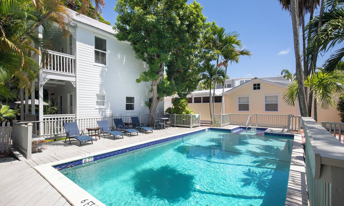 Key West Historic District House | Shared Pool + Backyard Lounge | Charming Cottage | Steps to Waterfront Dining