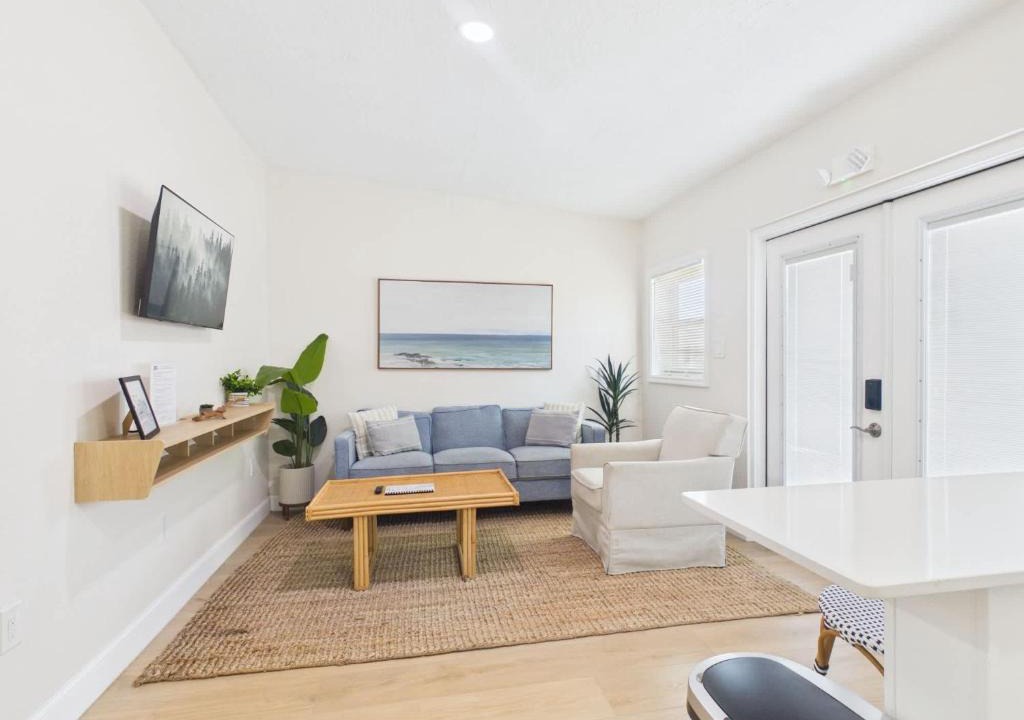 Parsuns To Cocoa Beach Apartment | Shell & Shore