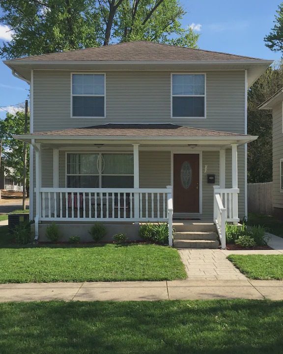 Northeast South Bend House | Short walk to Campus & Eddy St. Commons!