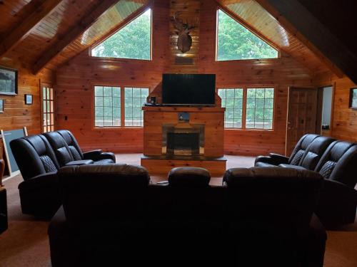 Newport Bed & Breakfast | Snyder's Knob