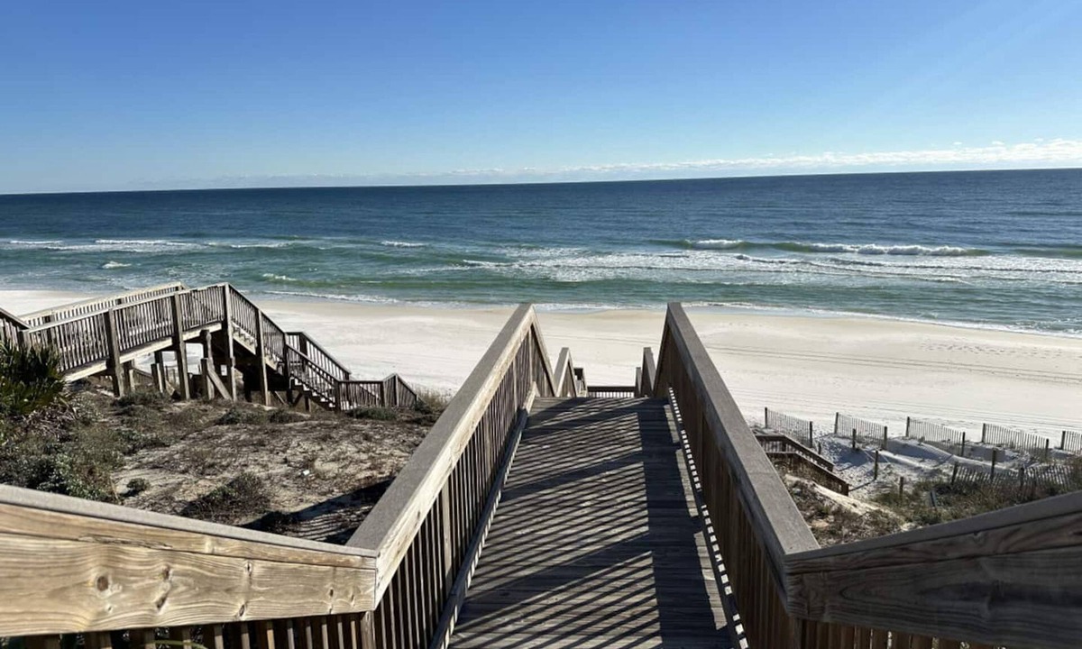 Seacrest Apartment | Solitude on 30A - Seacrest Beach - Beach Access