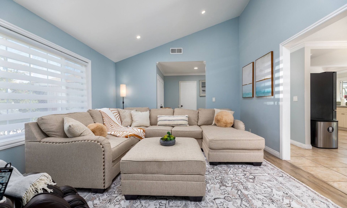 Walnut Valley House | Spacious 3BR Home for Relaxing Family Getaway
