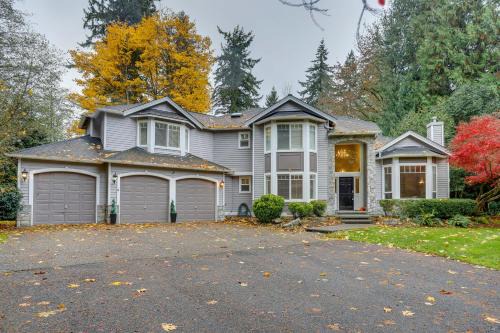 Seattle Hill-Silver Firs House | Spacious Group Getaway in Snohomish!