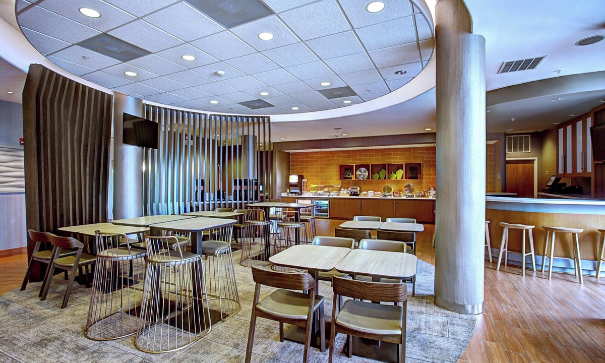 Harrisburg Hotel | SpringHill Suites by Marriott Harrisburg Hershey