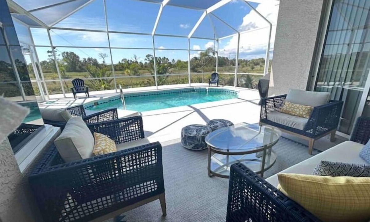 North Port Villa | Stunning Retreat: Endless Summer Villa 3BR/2BA with Heated Pool