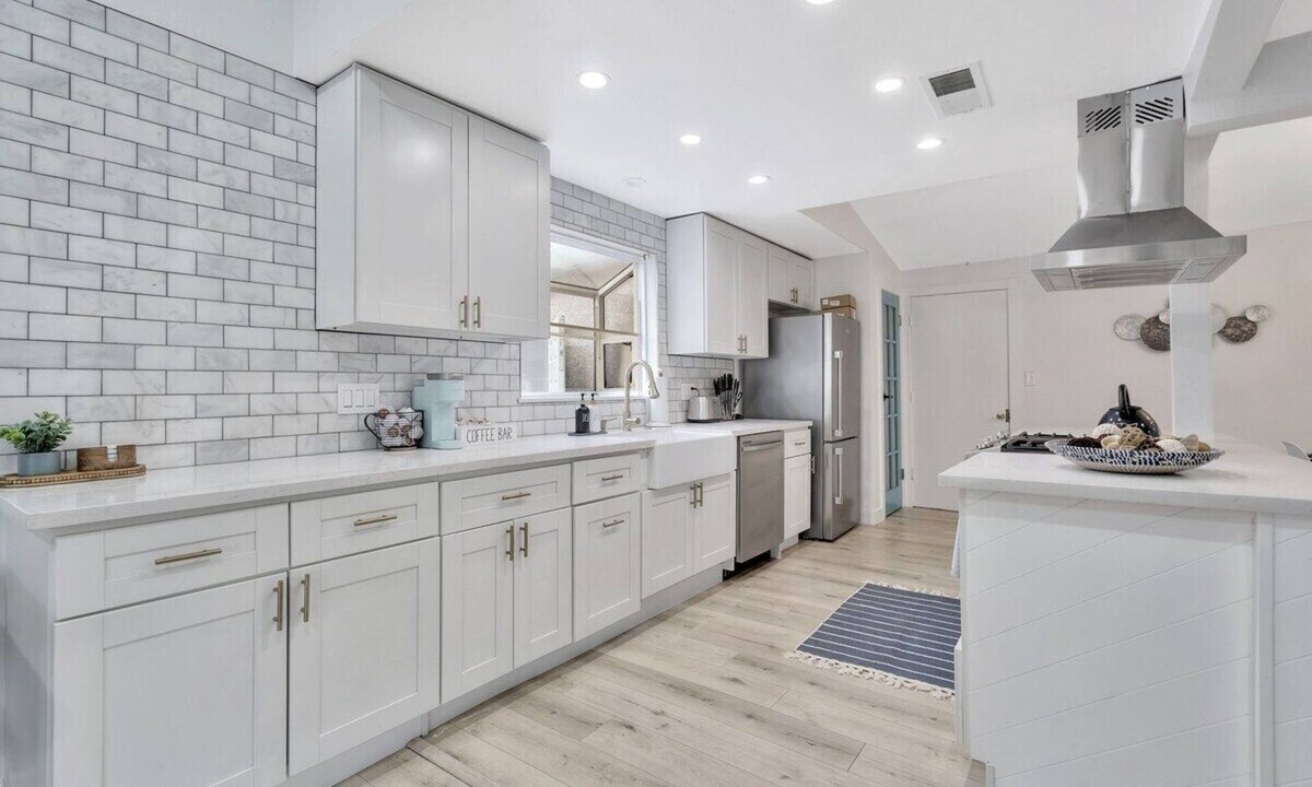 Northwest Anaheim House | Stylish 3Br with LUX Amenities and elegant design. 9 Mins to Disneyland & More!