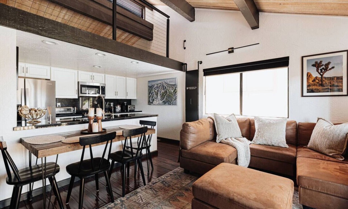 Big Bear Lake Cabin | Summit Solace, Steps to Snow Summit w/Hot tub