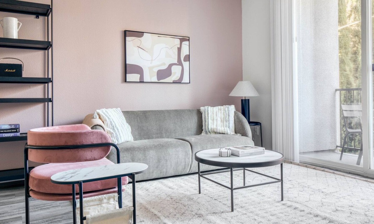 Mar Vista Apartment | Sunlit Mar Vista 2BR w/ W/D, nr restaurants & shops, by Blueground