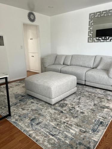 Pico Apartment | Sunny Franklin Place