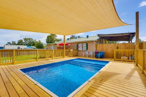 Pretty Bayou House | Sunny Panama City Escape w/Pool & Deck!