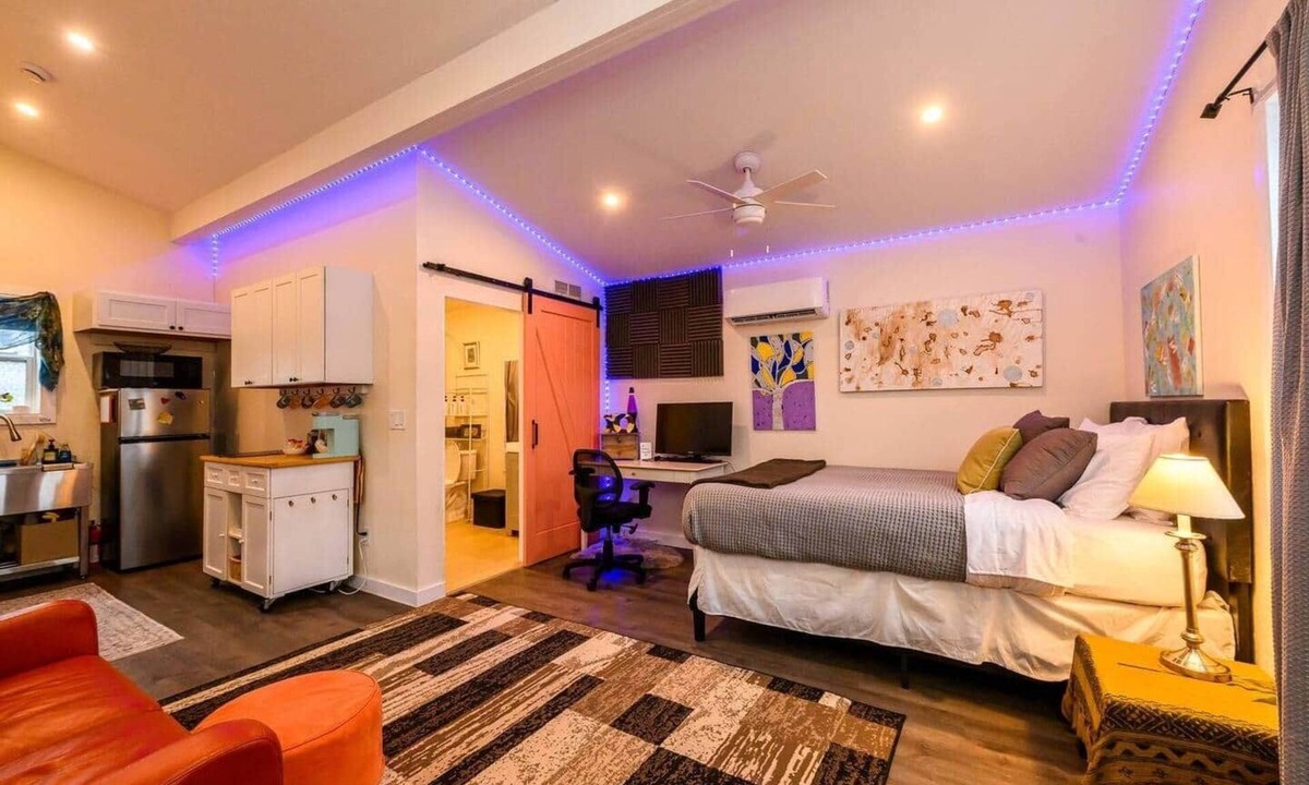 Boise Bench House | The Art Nook | 5 Mins to Airport| Peaceful Retreat