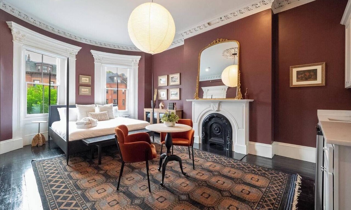 South End Apartment | The Chester: Urban Chic Stay In South End