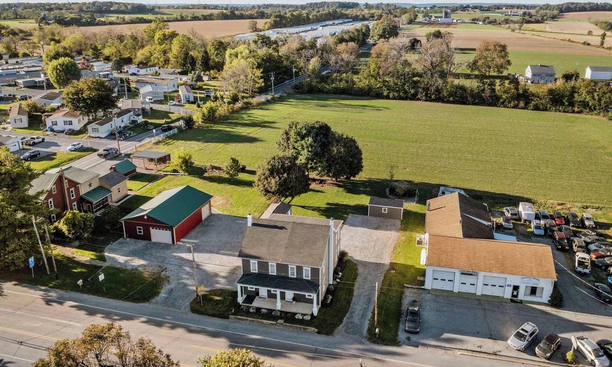 Mount Aetna House | The Cumberland House * 5 bed 5 bath