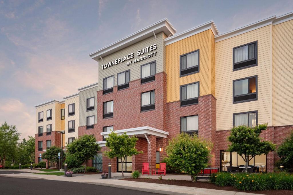 Bangor Hotel | TownePlace Suites Bangor