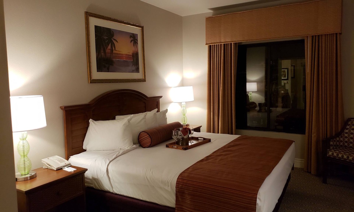 Las Vegas Resort | Tropical resort with AC in vibrant Las Vegas