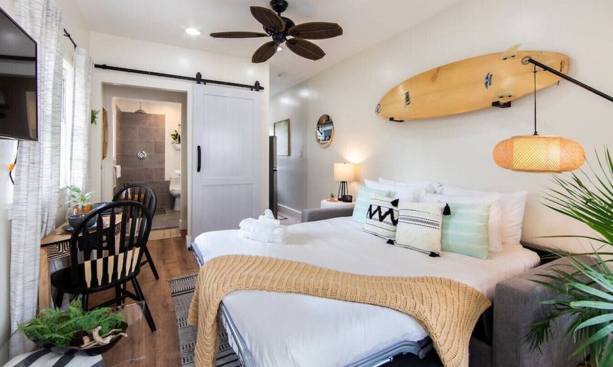 Coronado Apartment | Unit A - B Ave Bungalows · Cozy Beach Studio, 5 Min Walk to Coronado Beach!