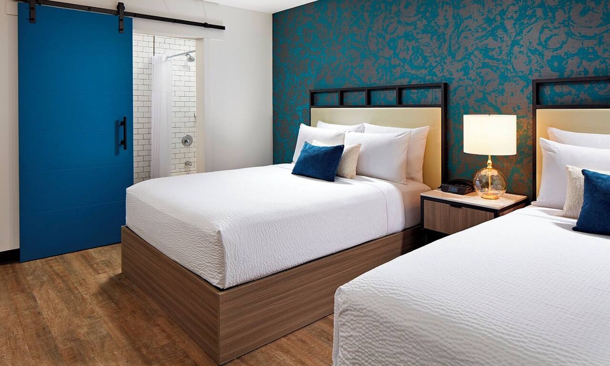 Beach Barber Tract Hotel | Upscale La Jolla Stay w/Heated Outdoor Pool | 0.4 mi to Windansea Beach