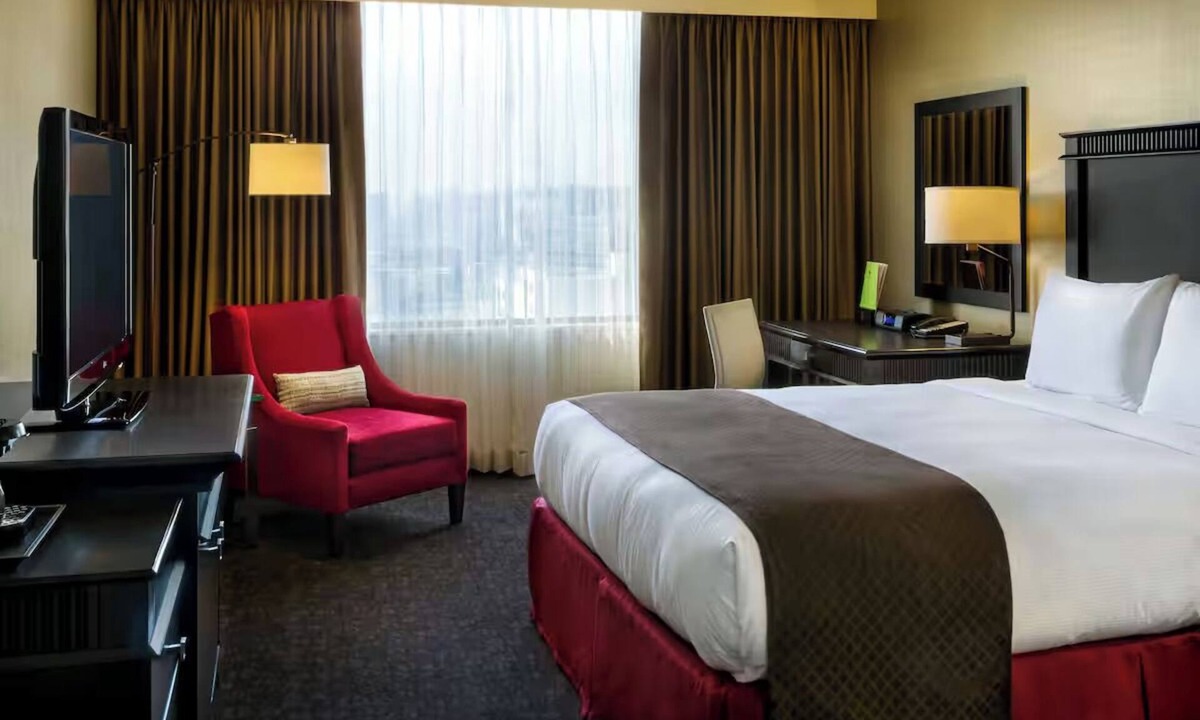 Little Tokyo Hotel | Urban Stay w/Skyline Views Near Union Station – Stunning Views of the City