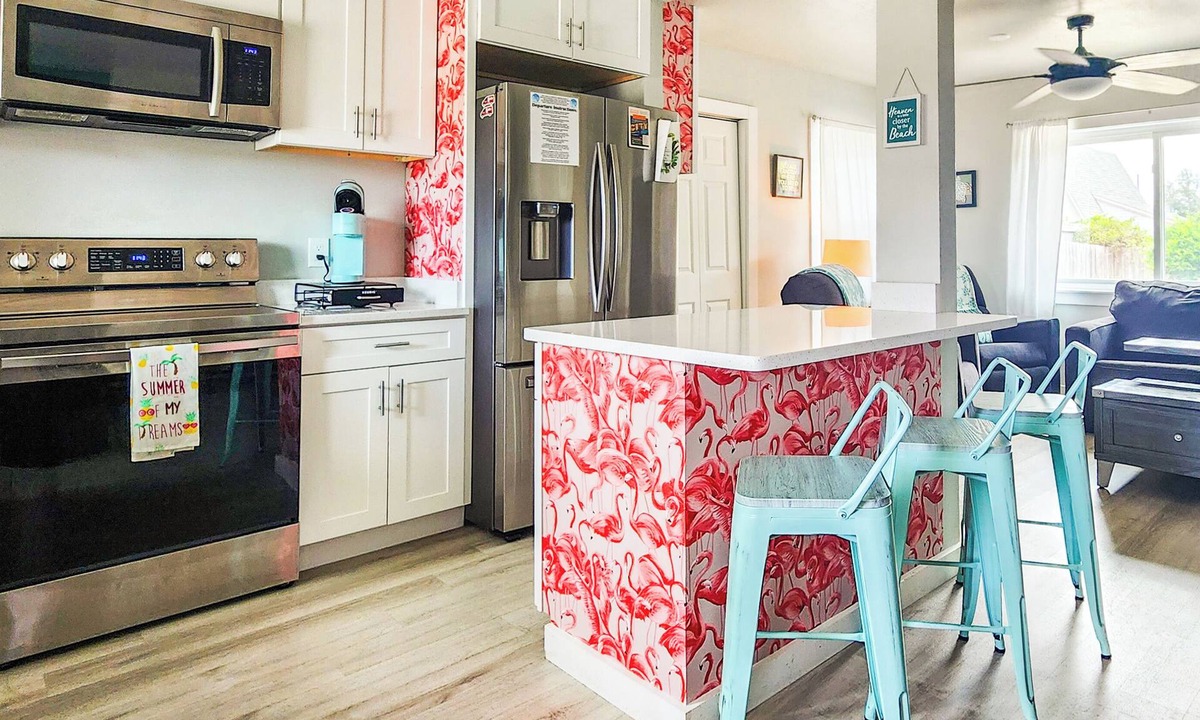 Crescent Beach House | Walk To Beach, Updated Cottage, Dog Friendly, Beach Wagon Included, No Stairs