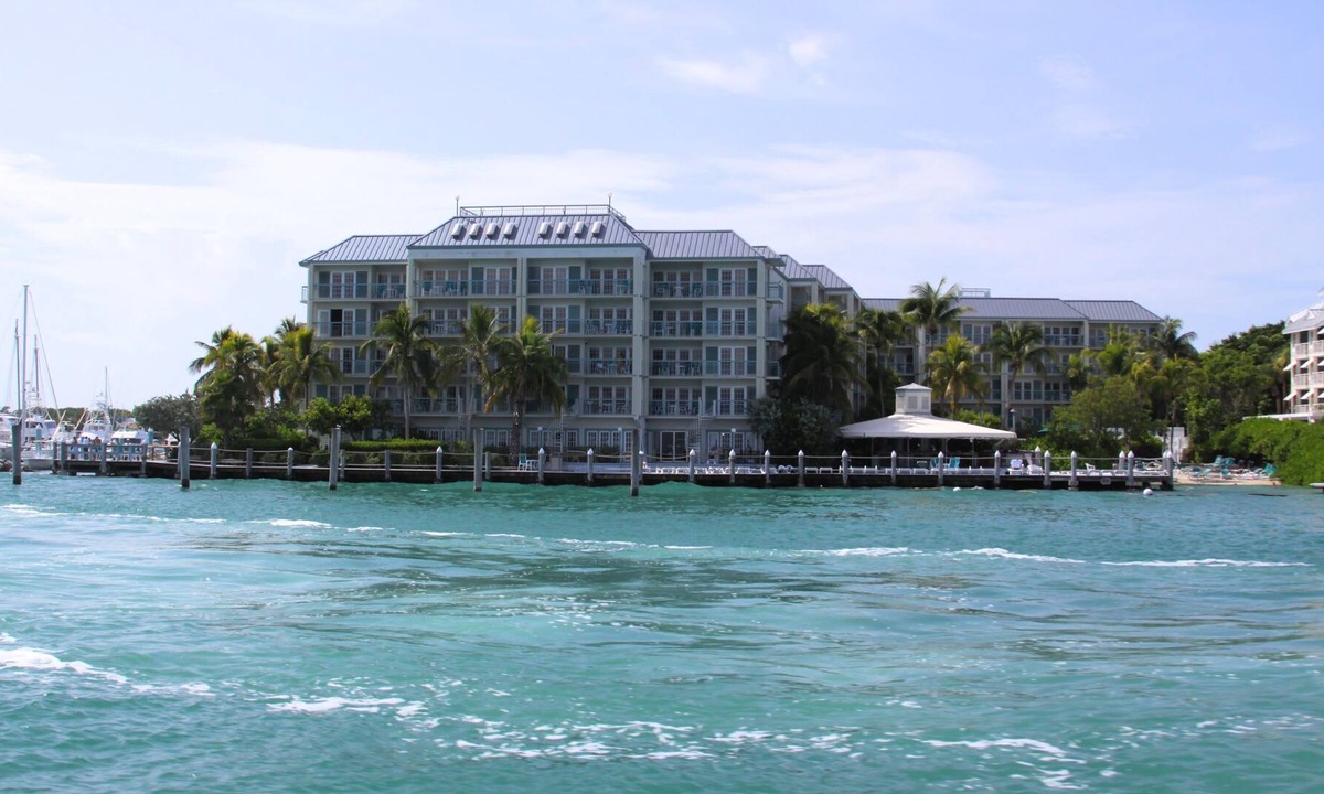 Historic Seaport Resort | Walk to Duval Waterfront Marina View 2-Bed Galleon + Beach + Sunset Tiki Bar