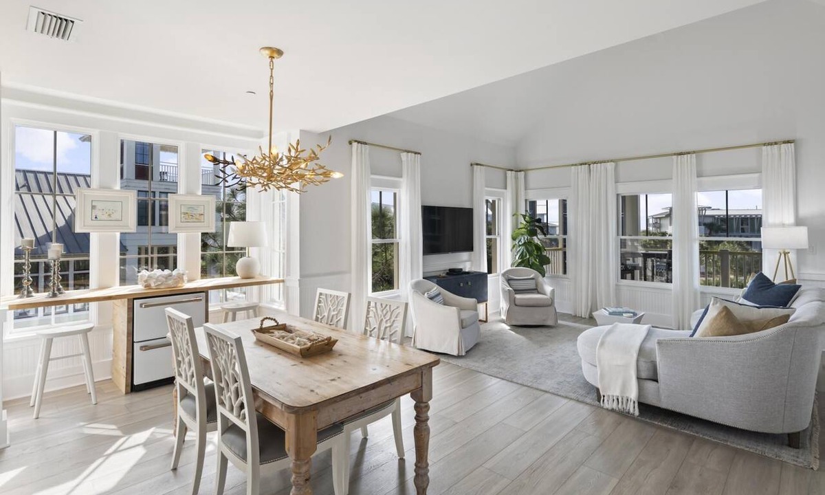 Watercolor Condo | Walking to the Beach, Dining and Shops