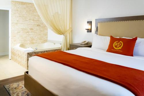 Las Vegas Resort | Westgate Flamingo Bay Resort
