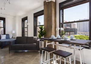 DTLA Loft Gorgeous Views