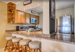 Nice to “Condo” Meet You! Vacation Fun Awaits – Islander 315