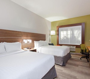 Corona Hotel 