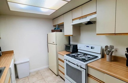 Pasadena Condo | 05 The Crown City Retreat All Inclusive Spacious 2bd 2ba Condo