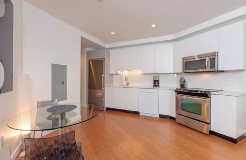 Chinatown Apartment | 1 Bedroom near Rose Kennedy Greenway