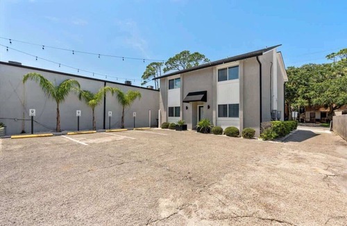 Atlantic Beach Apartment | 1 Block from AB Town Center: The Coquina House 3