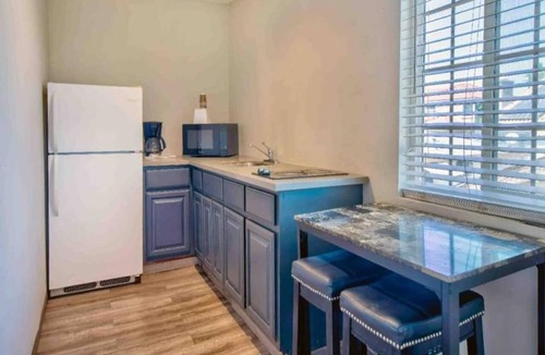 Rosemead Apartment | 1 King Bed | Non-Smoking, Kitchen