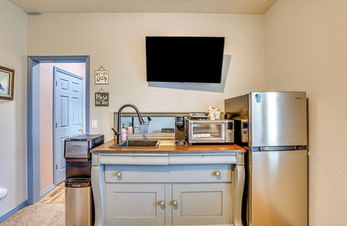 Meridian Apartment | 1 Mi to Old Town: Central Meridian Home