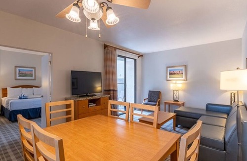 Baristo House | 2 BD Suite