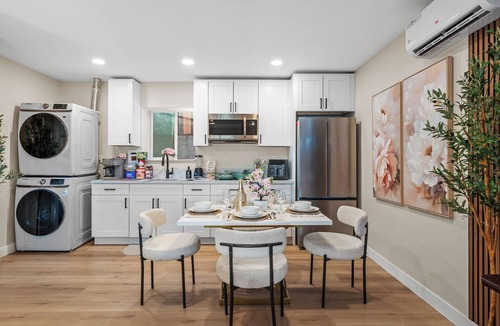San Carlos House | 2 King Beds, Gated Yard, 4 Parking, Ranch-Style
