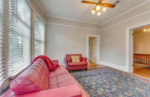 East Hill House | < 2 Mi to Dtwn Pensacola: Peaceful Home w/Patio