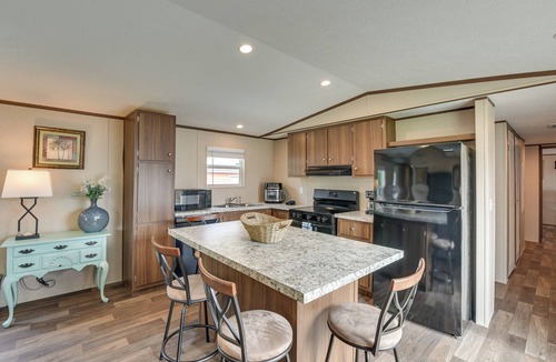 Fort Walton Beach House | 2 Mi to Ocean! Family-Friendly Emerald Coast Haven
