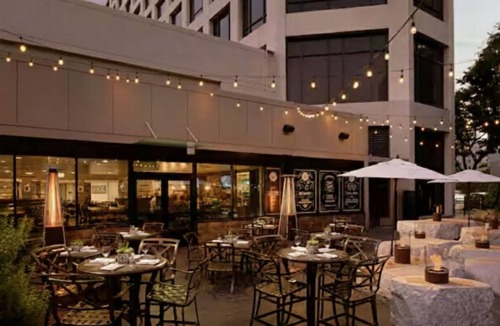 Little Tokyo Hotel | 2-Room Suite Close to Little Tokyo Restaurants & DTLA Museums