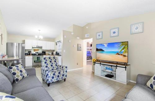 Brent Apartment | 22 min to Beach-2 bd room-Self check in -sleep 6-BBQ-WD