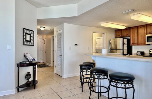 Lower Grand Lagoon Condo | 22nd Floor Penthouse 120’ Wrap Balcony Gulf Front Walk to Schooners Sleeps 8