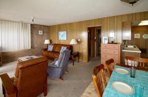 Carlsbad Village House | 2489 Ocean Street Main