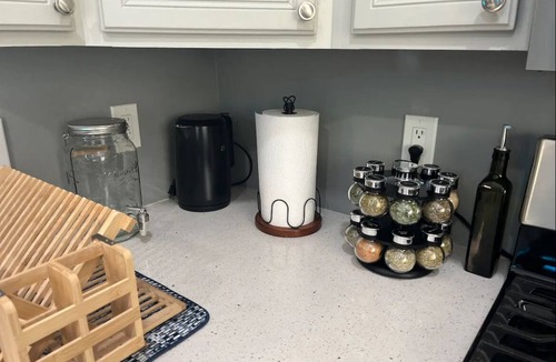 Navarre House | 3 bed/2 bath home in Navarre, FL - Sleeps 8! Pet-friendly. 30-night min stay.