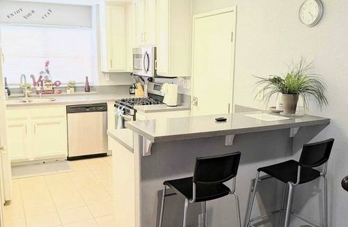 Las Vegas Condo | 3 bedroom Condo ground floor 14 minutes from strip