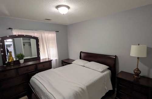 Sunrise Manor House | 3-bedroom house in brilliant Las Vegas with WiFi, AC