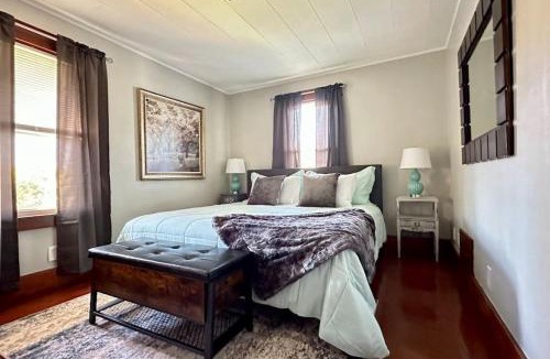 Upper Village Apartment | 3 beds in Gorham direct trail access