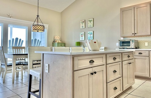 West Panama City Beach Condo | 3 BR/3BA Bonita Beach, Gulf Front, Sleeps 10, Pets Ok, Wi-Fi